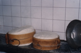 formaggio nelle forme